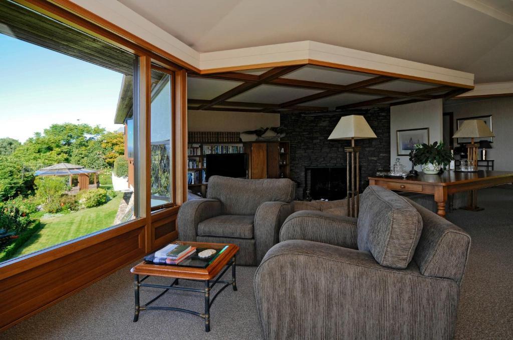 Lake Taupo Lodge Exterior photo