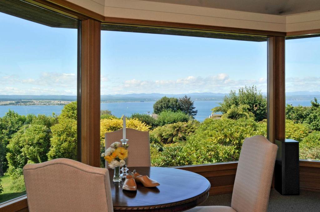 Lake Taupo Lodge Exterior photo